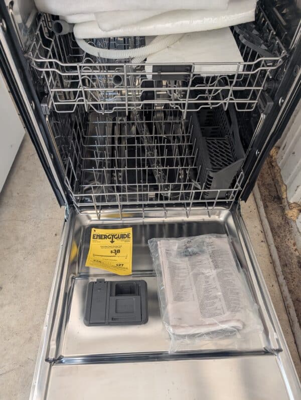 Maytag Dishwasher - 570024 - Image 3